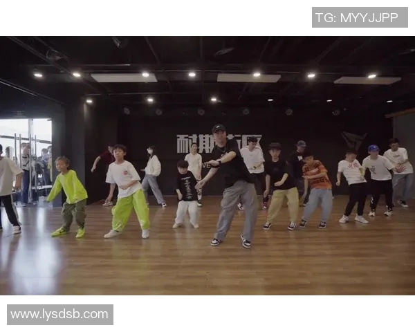 西安街舞队的耐力变革引发热议街舞文化新潮流